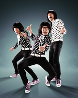 ザ50回転ズ、待望の新作『ロックンロール世界旅行』発売＆レコ発イベント/全国ワンマンツアー決定！