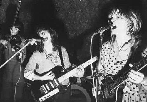 THE RAINCOATS初来日決定！