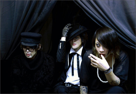 FOX LOCO PHANTOM活動再開！ 1月9日に復活ライヴ