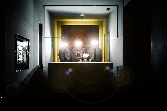 謎のバンド”宇宙人”メジャー・セカンド・ミニアルバム『珊瑚』アー写・ジャケ写を公開、更にはタイアップも