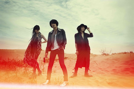 a flood of circle、47都道府県ツアー直前の10/5にライヴ・アルバムを緊急リリース。9/12には新宿LOFTにて入場無料の呑み会イベント開催決定。その模様の一部をUstreamにて生配信