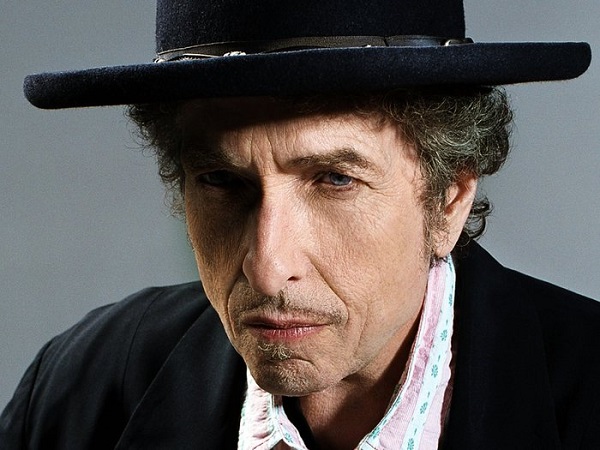 Bob Dylan来日記念、大阪心斎橋に"ディラン神社"現る