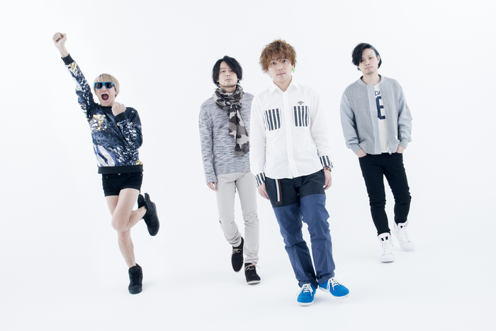 グッドモーニングアメリカ、8/20リリースの恒例企画コンピCDにTHE ORAL CIGARETTES、ザ・チャレンジ、asobiusら収録決定。アパレル・ブランドWEGO制作のショート・ドキュメンタリー第3弾に出演