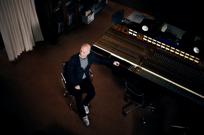 Philip Selway（RADIOHEAD）、来年2月開催の"Hostess Club Weekender"に出演決定