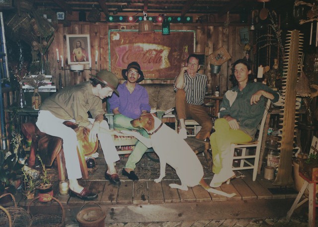 DEERHUNTER、10月にニュー･アルバム『Fading Frontier』リリース決定。収録曲「Snakeskin」のMV公開