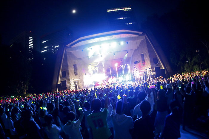 LUNKHEAD、3/19にTSUTAYA O-EASTにて自主企画イベント"千客万来のみかん祭"を開催発表。 9/22に開催した日比谷野外大音楽堂のライヴ写真も到着