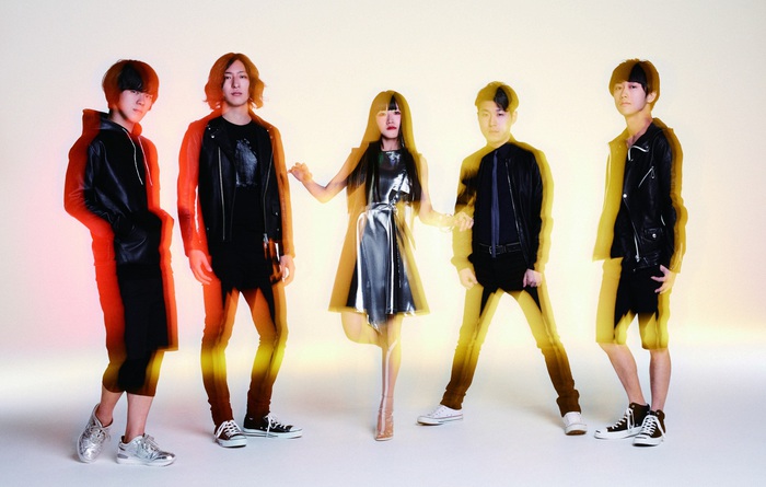 パスピエ、ニュー・シングル表題曲「メーデー」が本日26時～放送のレギュラー・ラジオ番組"J-WAVE KINGS PLACE"にて初オンエア決定