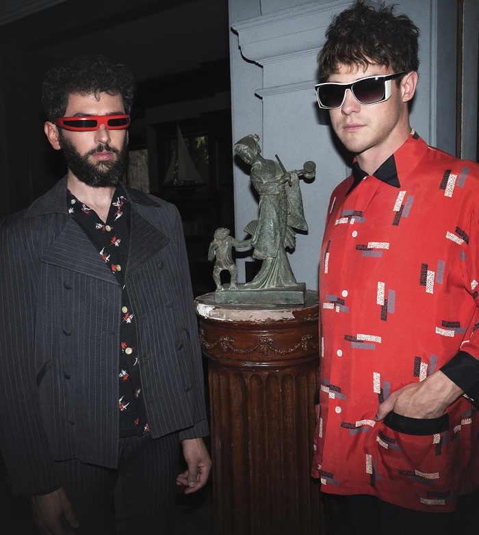 MGMT、米TV番組にて披露した「Me And Michael」ライヴ映像公開