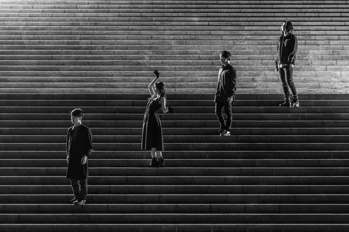 パスピエ、4/4リリースのミニ・アルバム『ネオンと虎』収録曲「マッカメッカ」MV公開。先行配信＆プレオーダー・スタートも