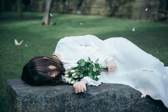 Aimer、新曲「April Showers」が広瀬すず出演"earth music&ecology"CMソングに決定