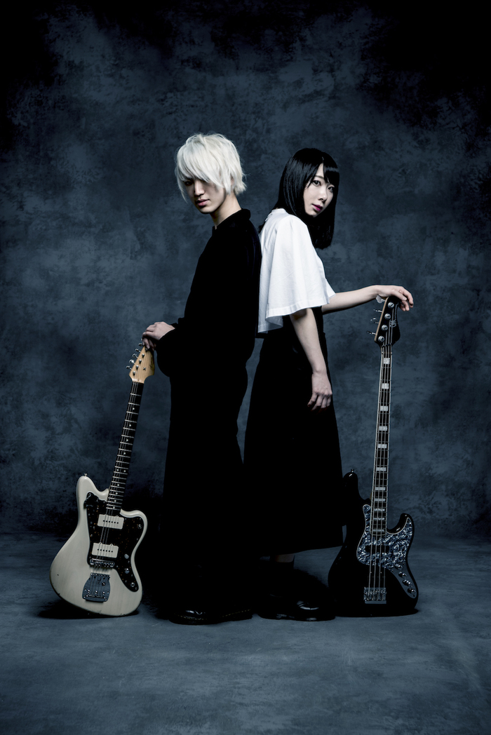 そこに鳴る、4/3リリースのニュー・ミニ・アルバム『一閃』収録曲「業に燃ゆ」各パートのプレイスルー動画公開