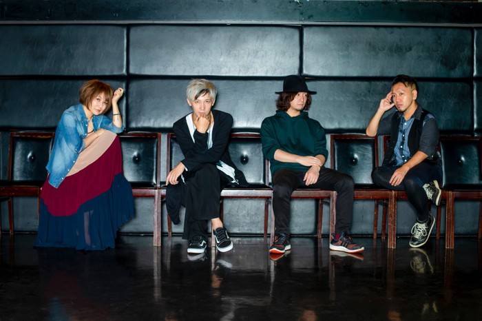 ピアノ・ロック・バンド IRabBits、8/7に3rdフル・アルバム『IRabBits』リリース決定。リード曲「This Is LOVESONG」スポット映像も公開。9月よりリリース・ツアーも