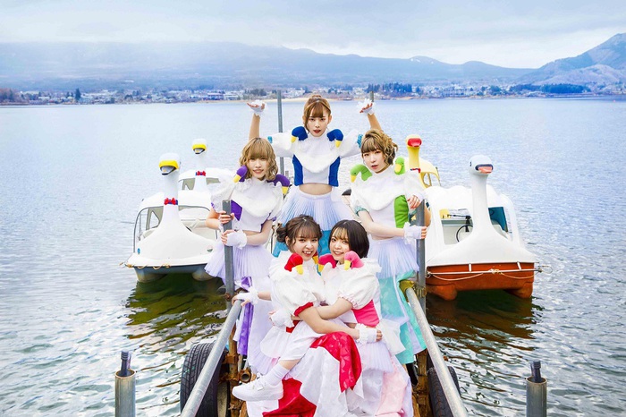 豆柴の大群、Twitter企画"#ワンシーズン～掴み取れ一夏の思い出～"開催。選ばれた5名を"『WOW!!シーズン』超絶最速全曲先行試聴会"に招待