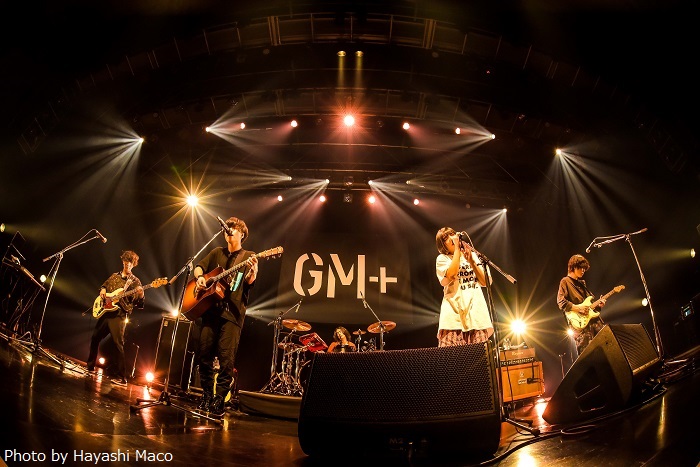 神はサイコロを振らない、PEDROとのツーマンで1stコラボレーション・シングル「初恋」をアユニ・D（BiSH／PEDRO）と初パフォーマンス。「初恋」レコーディング・ドキュメント＆インタビュー映像も公開