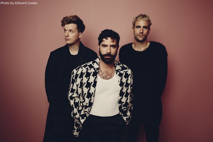FOALS、新曲「Wake Me Up」の最新リミックス公開