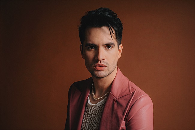 PANIC! AT THE DISCO、オンライン・コンサート"Everybody Needs A Place To Go"配信決定