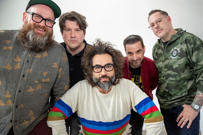 MOTION CITY SOUNDTRACK、ニュー・アルバム『The Same Old Wasted Wonderful World』よりPatrick Stump（FALL OUT BOY）フィーチャリングに迎えた「Particle Physics」MV公開