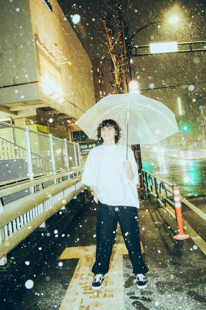 サティフォ（ONIGAWARA）、飯田瑞規（cinema staff）をゲスト・ヴォーカルに迎えたコラボ曲「alien」＆「scene」10/16リリース