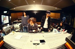 9mm Parabellum Bullet、ニュー・シングルは『新しい光』5月18日発売決定。