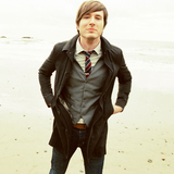 OWL CITY、『The Mid-summer Station』から「Metropolis」のMVを公開