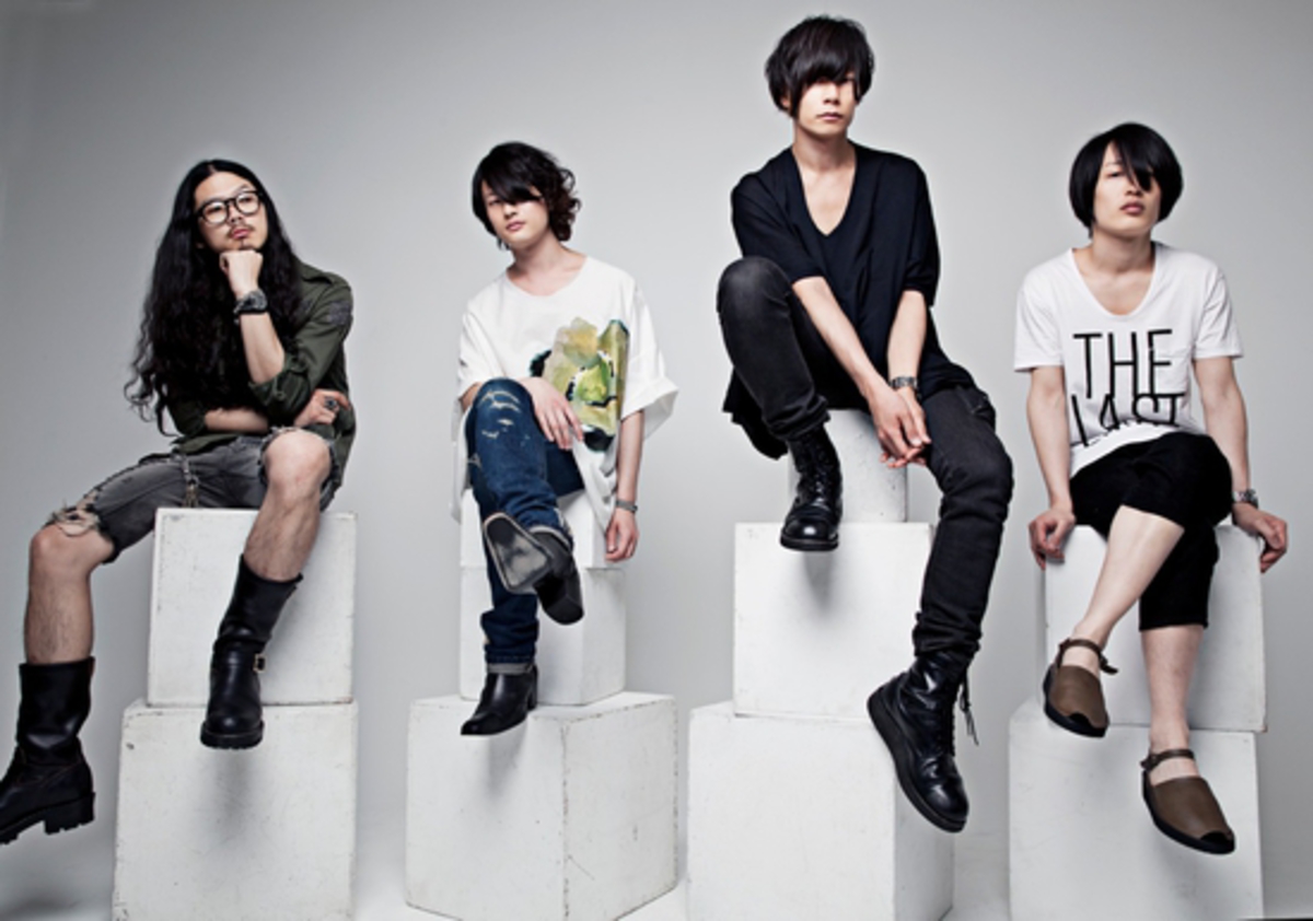 Champagne]、初の日本武道館公演を2014年3月28日に開催