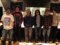 HiGEニューシングルは、なんと奥田民生による初のバンド・プロデュース。