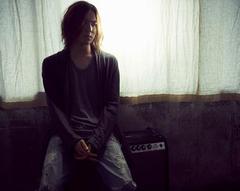 小林太郎　7分超えの長編話題曲「鴉」MVが公開！
