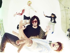 the telephones、約1年半ぶりの4th Album『Laugh,Cry,Sing.… And Dance!!!』4月17日(水)リリース決定