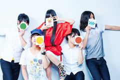 パスピエ、待望の新曲「とおりゃんせ」がTOKYO FM"SCHOOL OF LOCK!"にて初OA決定。新しいアーティスト写真も公開