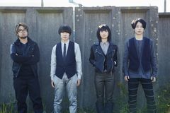 Base Ball Bear、本日リリースのニュー・シングル＆ライヴDVDより、MV＆ダイジェスト・ムービー公開。ハマ・オカモト（OKAMOTO'S）ら豪華ゲスト出演のニコ生特番も放送決定