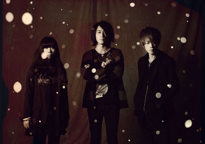 ラルク、モーサム、時雨のメンバーによるgeek sleep sheep、1stアルバム『nightporter』の収録曲とジャケット写真を公開。ドレスコード"パジャマ"設定のリスニング・パーティ第2弾開催も発表