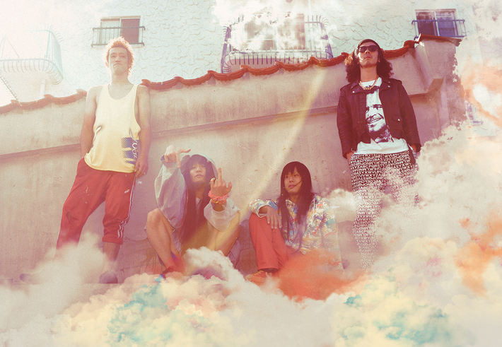 注目の若手4人組バンド下山(GEZAN)、1/18にテニスコーツとのコラボレーションCD『ライブ in ザバン』リリース決定。タイトル・トラック「ザバン」のMVも公開