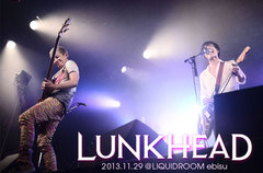 LUNKHEADのライヴ・レポートを公開。デビュー10周年を迎えたバンドにとって思い入れ深いLIQUIDROOMで行われた"メメントモリ"ツアー・ファイナルをレポート