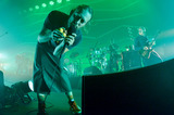 Thom Yorke、Fleaらによるスーパー・バンドATOMS FOR PEACE、昨年開催された新木場STUDIO COAST公演のライヴ映像を、7月に東阪のTOHOシネマズで限定上映決定