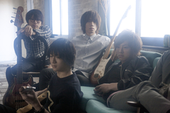 androp、J-WAVEのサッカー・キャンペーン"J-WAVE FOOTBALL FEVER 2014"に新曲「Run」を書き下ろしたことを発表。本日よりオンエアがスタート