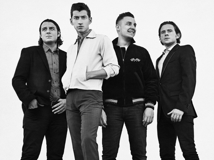 ARCTIC MONKEYS、5thアルバム『AM』より「Snap Out Of It」のMVを公開