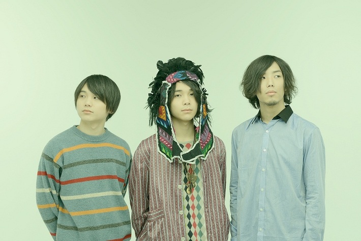 Galileo Galilei、10/1にニュー・ミニ・アルバム『See More Glass』リリース決定。初回生産限定盤にはバンド初となるライヴDVDも付属