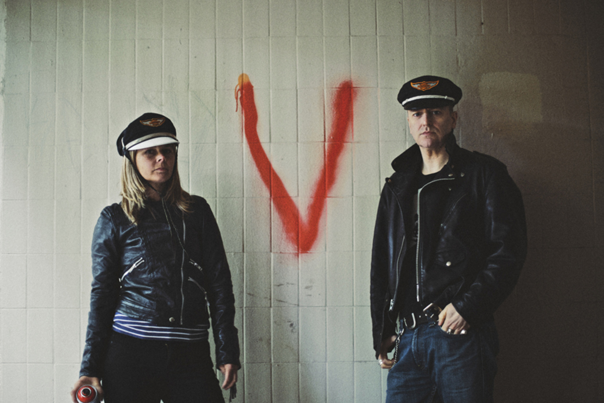 グラスゴーの伝説的バンドTHE VASELINES、約4年ぶりとなるニュー・アルバム『V For Vaselines』より「Crazy