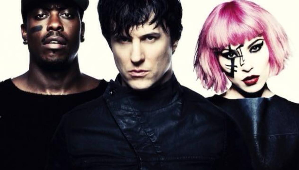 ATARI TEENAGE RIOTのMC＝Rowdy Superstar、約45分のミックス音源