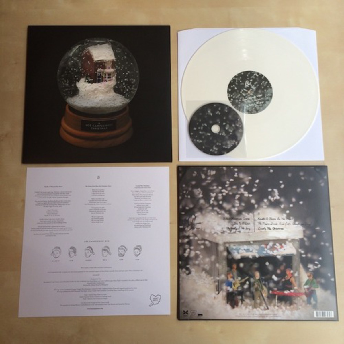 イギリスの男女混合胸キュン・インディー・ロック・バンドLOS CAMPESINOS!が、クリスマスEPを12/8にリリース決定。収録曲