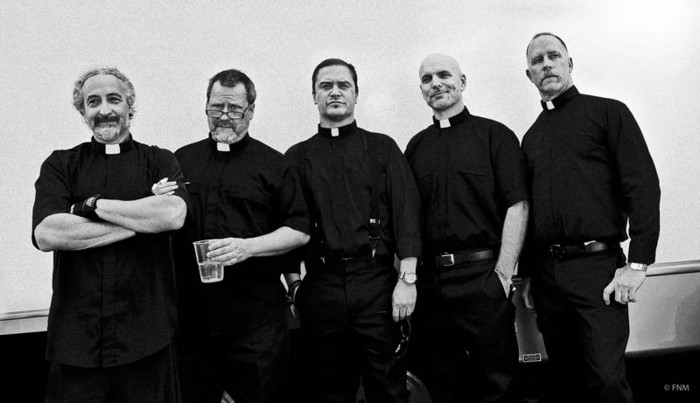 FAITH NO MORE、2015年に18年ぶりのスタジオ・アルバムをリリースすることが決定