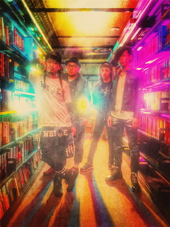 日本語ギター・ロック・シーン注目バンド、Rhythmic Toy Worldの新曲「いろはにほへと」がテレ東系"ゴッドタン"のEDテーマに抜擢。来年1/7リリースの1stシングル『いろはにほへと / Me:Light』に収録