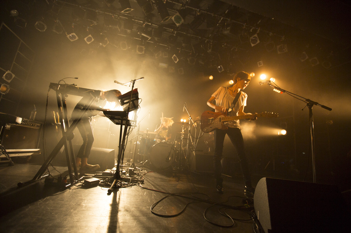 ハルカトミユキ、2015年新曲第1弾「世界」のリリック・ビデオ公開。古川本舗を迎え、2/28に梅田Shangri-Laでアコースティック対バン企画"ハーモニー / Harmony #2"開催決定