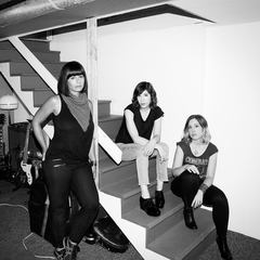 SLEATER-KINNEY、10年振りのニュー・アルバム『No Cities To Love』より「A New Wave」のMV公開