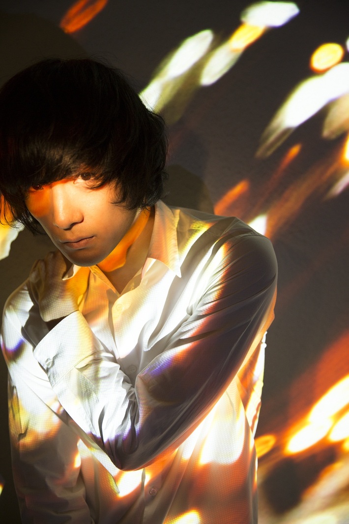 石崎ひゅーい、作家に挑戦！？毎週木曜日にスペシャアプリでオリジナル小説『さよなら、東京メリーゴーランド』の配信スタート