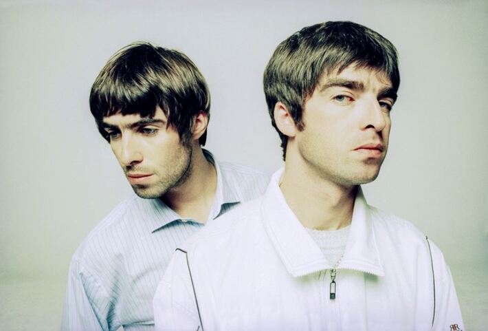 OASIS、デビュー・アルバム『Definitely Maybe』の収録曲「Rock N' Roll Star」のパフォーマンス映像を公開