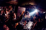 横須賀発4人組エモ・バンド weave × 京都の新鋭 fog、5/9に初台WALLで行ったリリース・ツアー・ファイナル公演のドキュメンタリー映像を公開