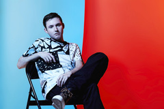 フジロックで来日するHudson Mohawke、6/16(火)リリースの6年ぶりのニュー・アルバム『Lantern』から「Warriors ft. Ruckazoid, Devaeux」のMV公開