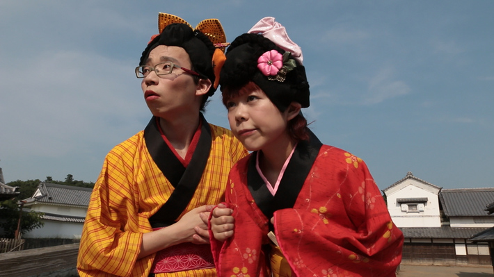 DJみそしるとMCごはん、NHK Eテレの5分番組"ごちそんぐDJ"と"びじゅチューン！"にて井上涼と共演