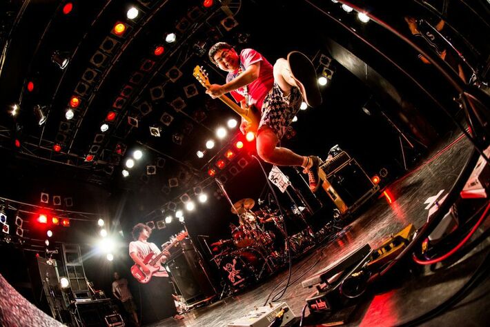 サンボマスター、最新アルバム『サンボマスターとキミ』収録曲「時間をとめるラブソング」が8/1放送スタートのフジテレビ系ドラマ"ブスと野獣"の主題歌に決定